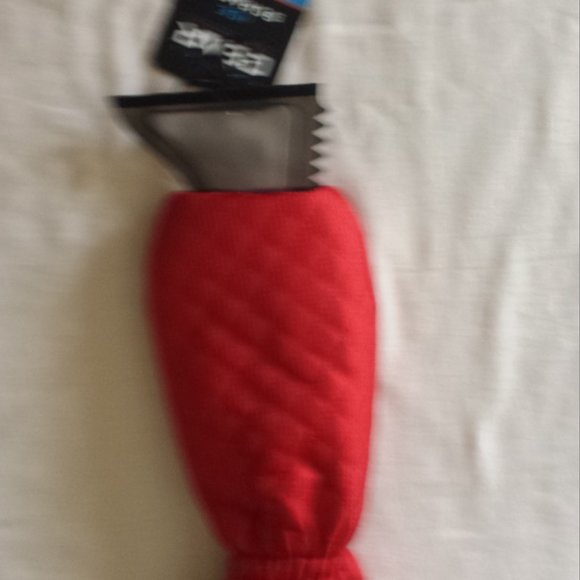 2pc Set. Smart Gear Ice Scrapper Gloves - Red - Picture 2 of 2